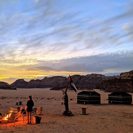 Wadi Rum Galaxy Camp Bed & Breakfast Exterior photo