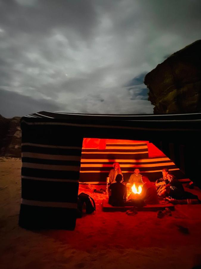 Wadi Rum Galaxy Camp Bed & Breakfast Exterior photo