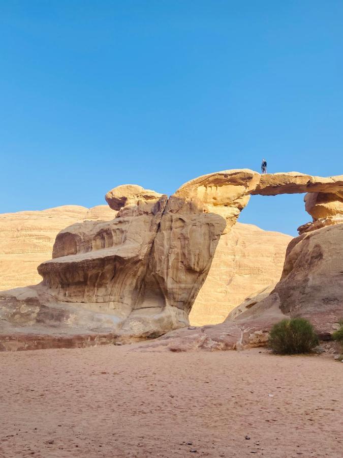 Wadi Rum Galaxy Camp Bed & Breakfast Exterior photo