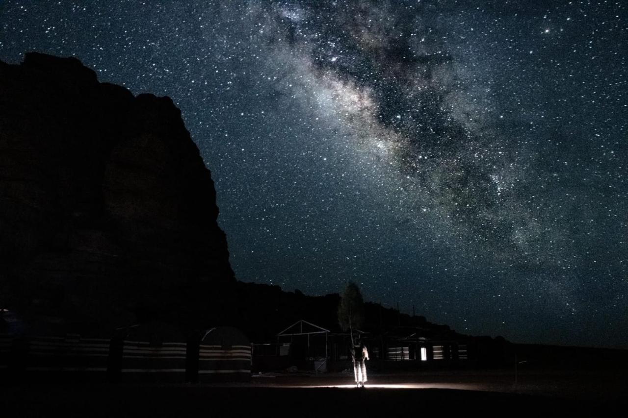 Wadi Rum Galaxy Camp Bed & Breakfast Exterior photo