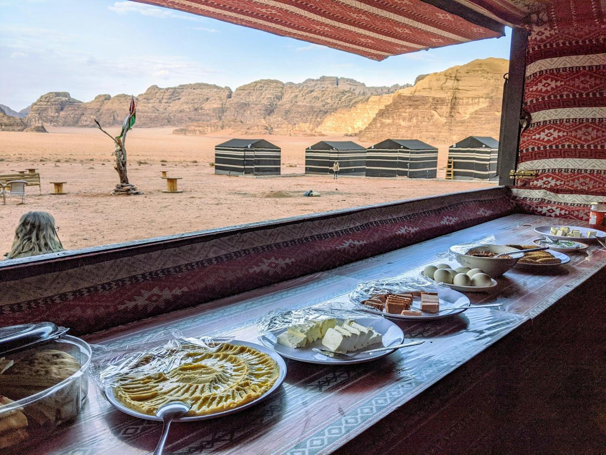 Wadi Rum Galaxy Camp Bed & Breakfast Exterior photo