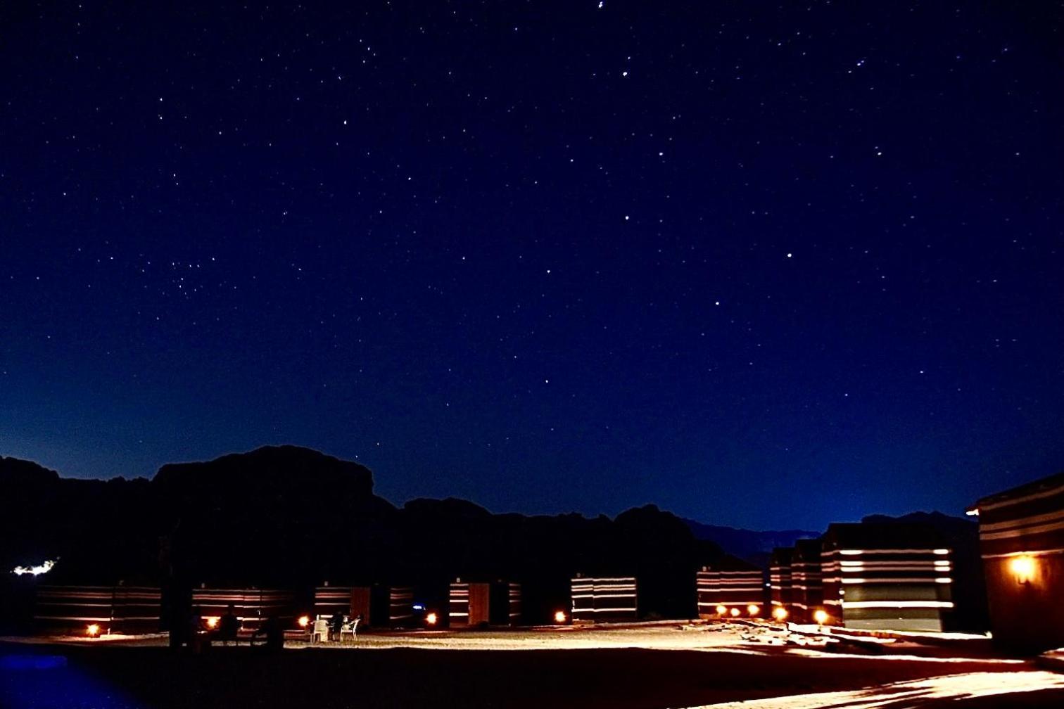 Wadi Rum Galaxy Camp Bed & Breakfast Exterior photo